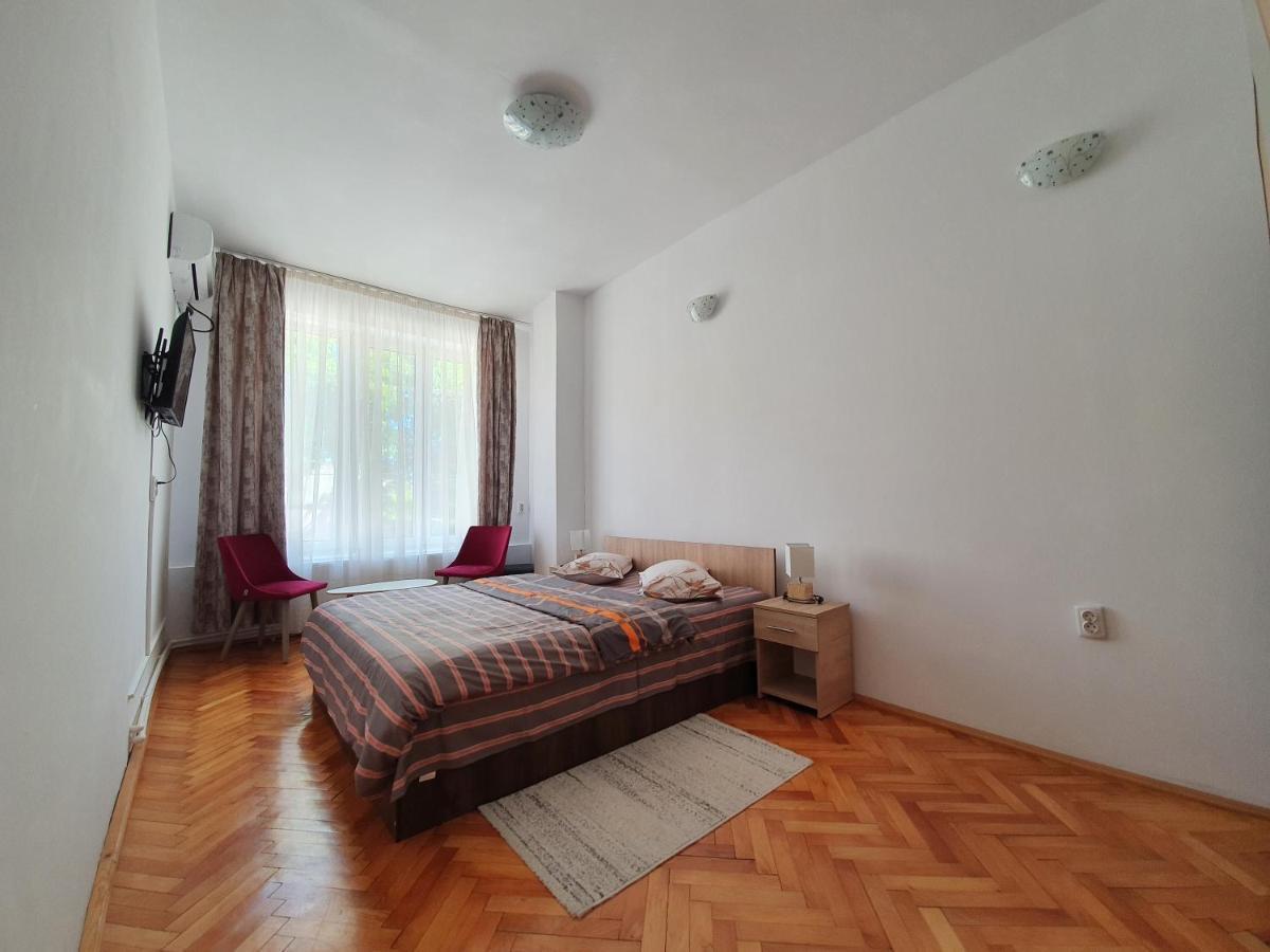 Studio Apartments 알바루리아 외부 사진